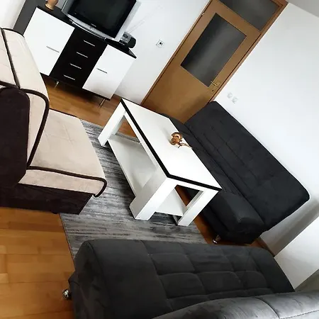 Apartment Apartman Pale